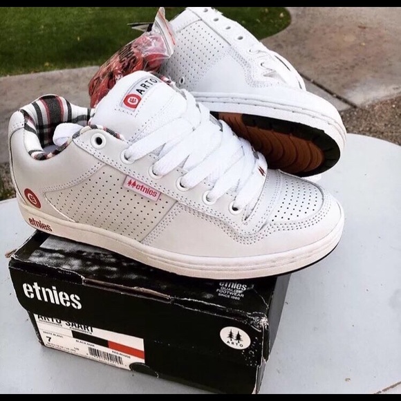 Arto Saari Etnies Online Sale Up To 50 Off Arto Saari Etnies Online Sale Up To 50 Off